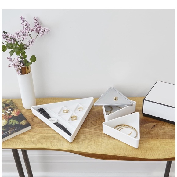 BNIB Umbra Trinity Jewelry box - Picture 4 of 5